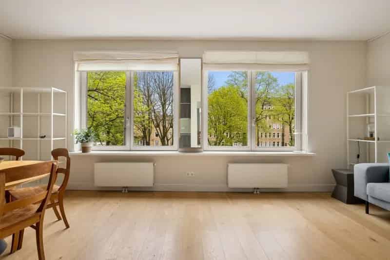 Licht 3 Kamer Appartement Rivierenbuurt 52m² Balkon Nabij Station Amstel