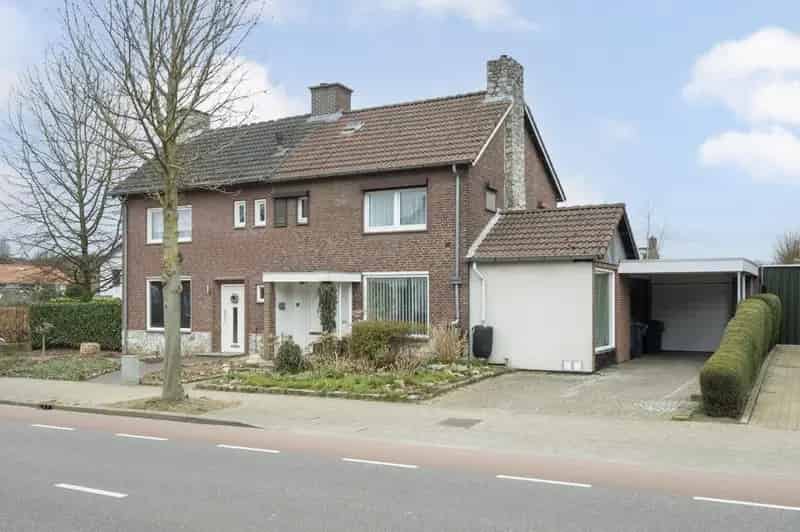 Gezinswoning Geleen 3 slaapkamers Royale Garage Tuin