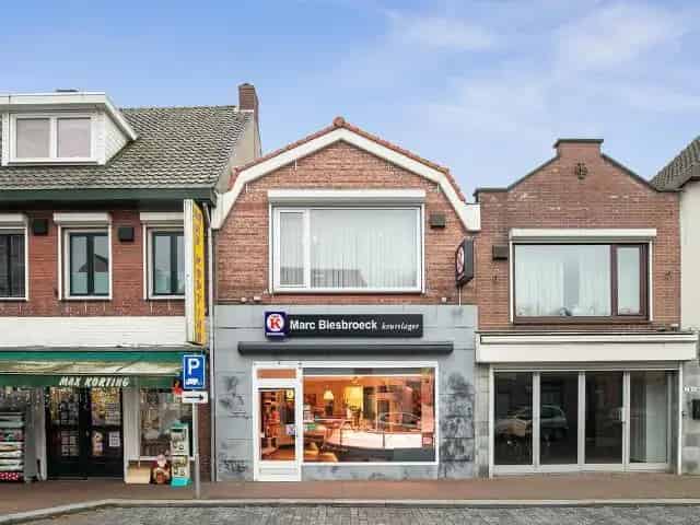 Slagerij met woning te Hulst 164m2