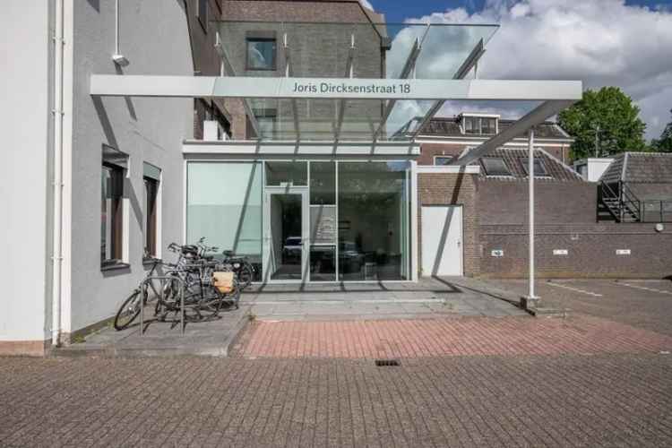 Kantoorruimte Breukelen Centrum: Representatief en Goed Bereikbaar