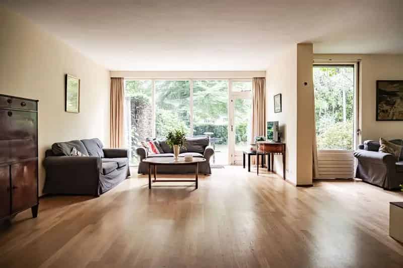 2 Onder 1 Kap Villa Bloemendaal Ruime Tuin 4 Slaapkamers Garage