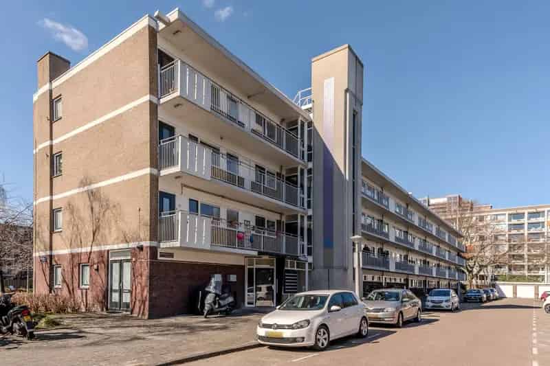 4-kamer appartement Amsterdam Buitenveldert nabij Gelderlandplein