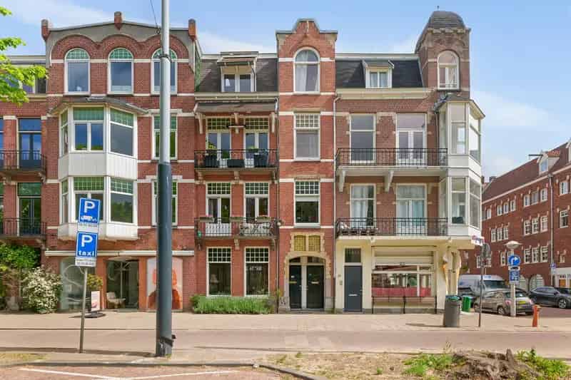 Amsterdam Oost Dubbel Benedenhuis 4 slaapkamers 144m²