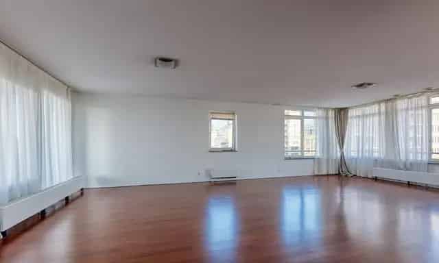 Bovenwoning Voorburg 4 kamers 180m2