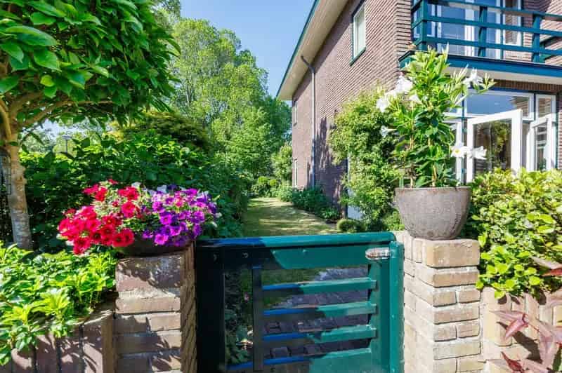 Jaren 30 Hoekwoning Leiden 4 slaapkamers Grote Tuin Garage