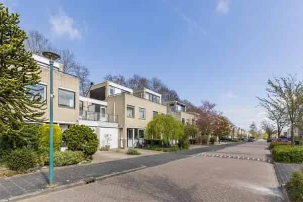Tweekapper met garage en parkzicht Maarssen