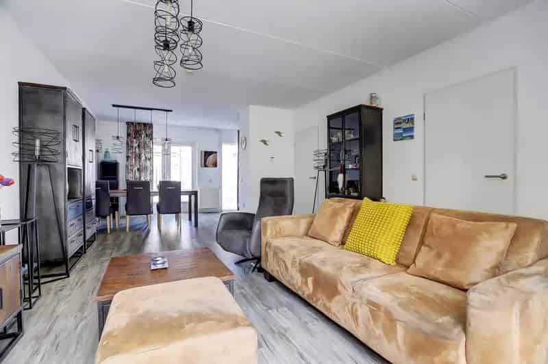 Ruime Eindwoning Waalwijk 3 Slaapkamers Moderne Badkamer