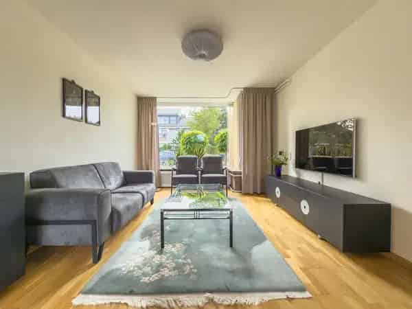 4 Slaapkamers Ruime Tuin Middelwatering