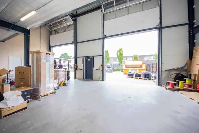 Bedrijfshal Leusden | Zoek bedrijfshallen te koop: Plantageweg 14 3833 AZ Leusden 