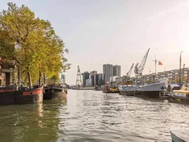 Appartement Rotterdam Blaak 3 kamers modern gerenoveerd