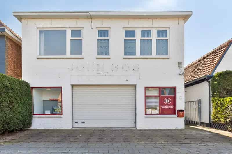 Bedrijfs-woonpand Goes: Werkplaats 205m² & Appartement 113m²