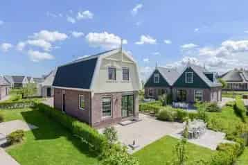 Vrijstaande 8-persoons Vakantiehuis te koop Resort Poort van Amsterdam
