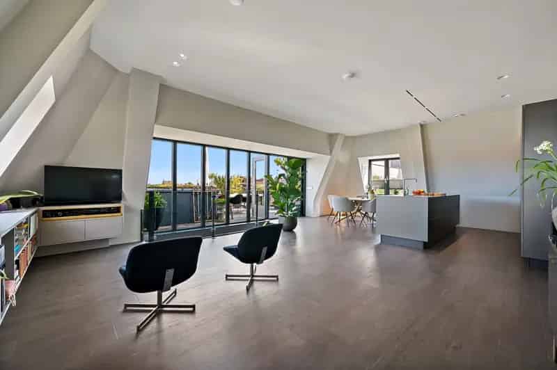 Luxe appartement Den Haag Hofkwartier 97m2 Dakterras Parkeerplaats