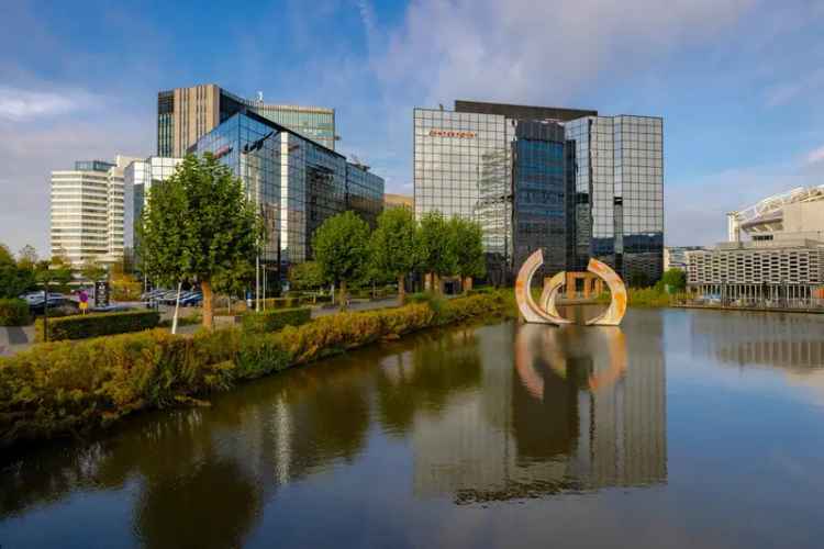 Kantoorruimte te huur Amsterdam Zuidoost nabij ArenA