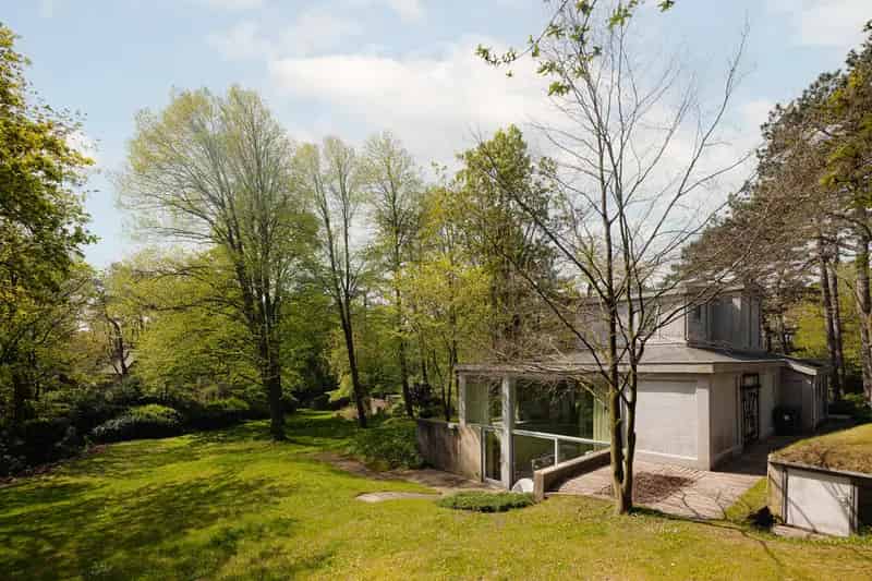 Rijksmonumentale Villa Bloemendaal 319m² Gastenverblijf Kelders
