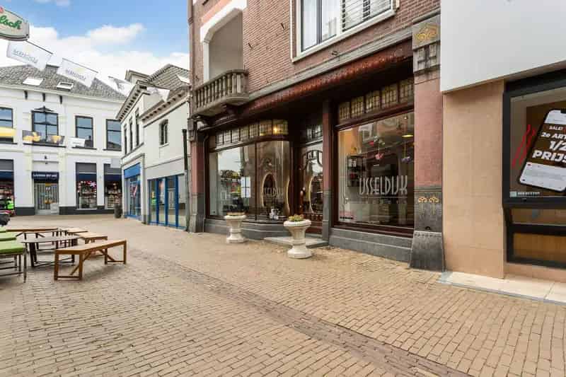 Belegging Lochem: Winkel Woonhuis Bijgebouw Te Koop