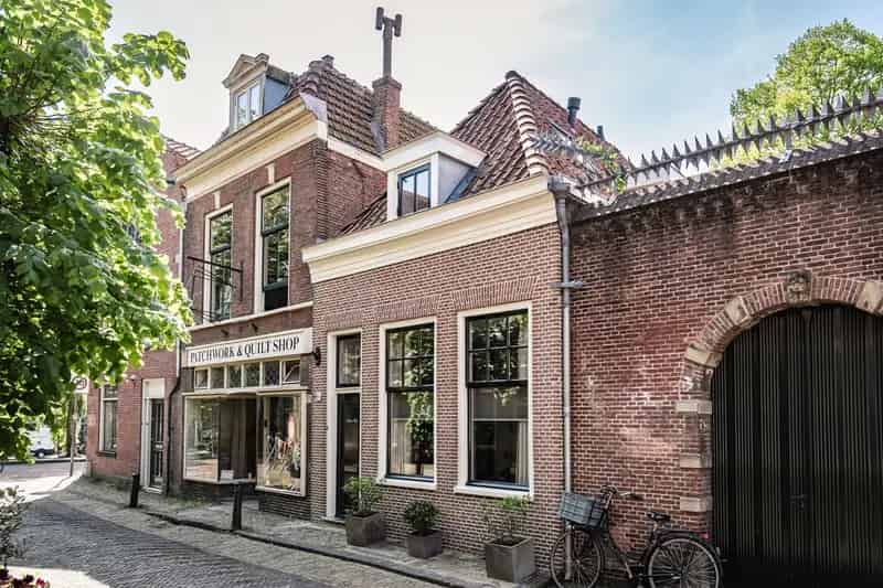 Half vrijstaand huis Haarlem Centrum gerenoveerd 1700