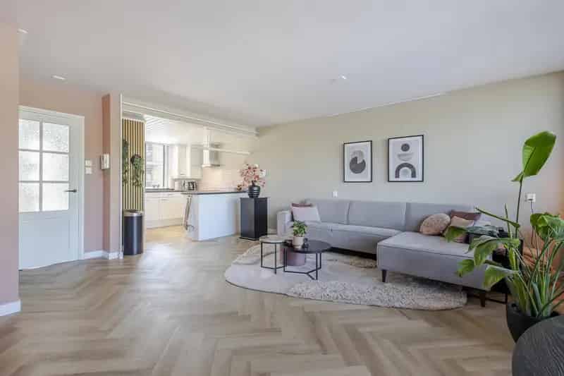 2 Laags Appartement Sliedrecht Centrum 3 Slaapkamers 90m2