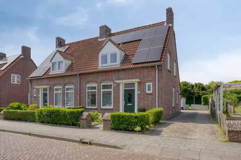 Twee Onder Een Kapwoning 4 Slaapkamers Valkenswaard
