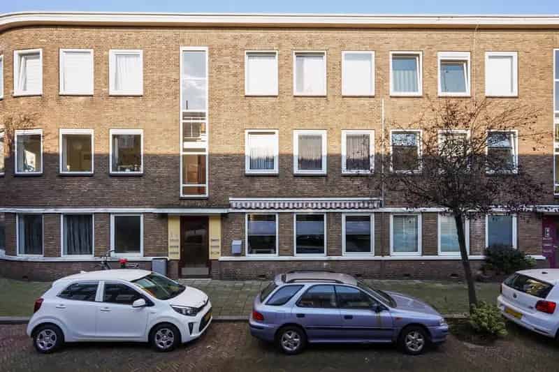 3 Kamer Appartement Leyenburg Den Haag