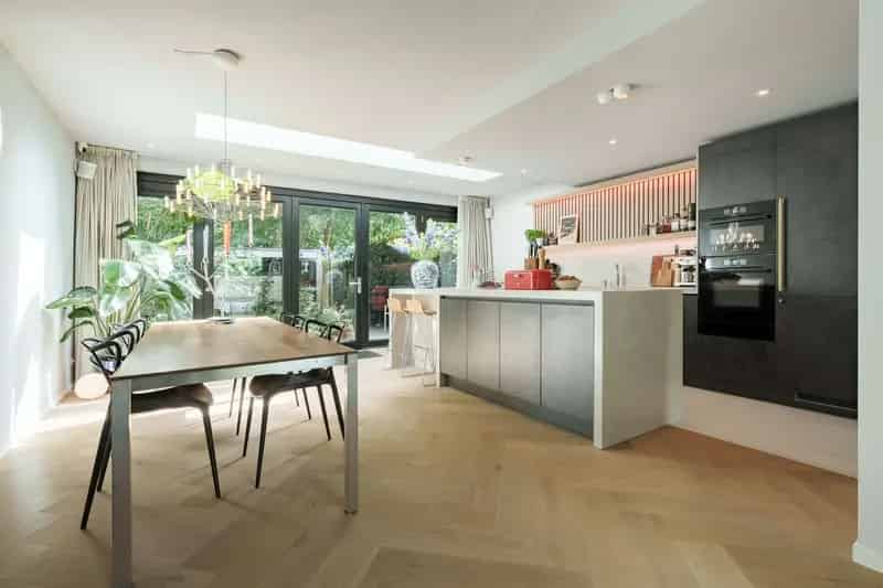 Huis te koop Zeist Nijenheim: Luxe 4 Slaapkamers Ruime Tuin