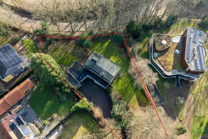 Huis te koop Wageningen: Vrijstaande villa met 5 slaapkamers en grote tuin