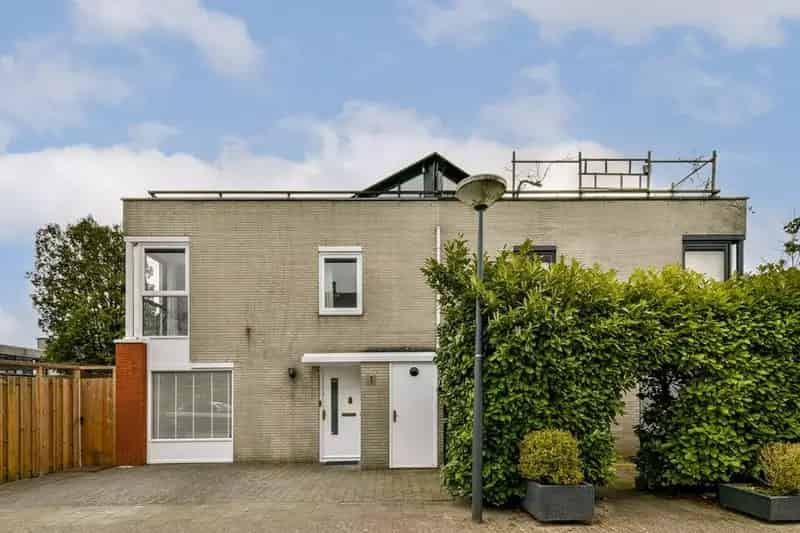 Ruime Hoekwoning Geuzenveld 4 Slaapkamers Tuin Dakterras Parkeergelegenheid