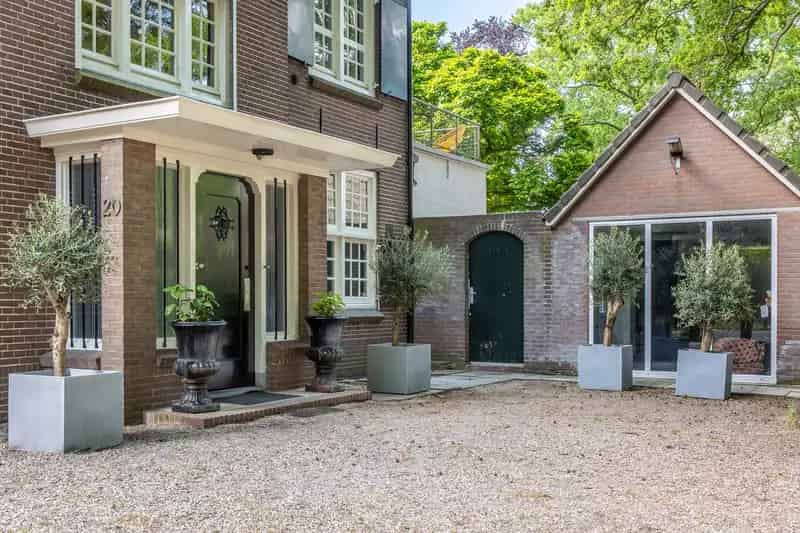 Statige Villa Gorssel 6330m2 Grond Ruime Tuin Bijgebouwen