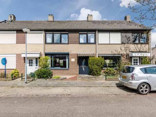 Ruime 5 Slaapkamers Eengezinswoning te Koop in Venlo