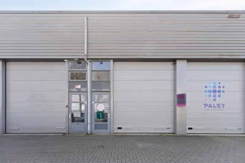 Bedrijfshal te Huur Apeldoorn Noord 145m²