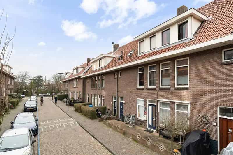 Sfeervolle benedenwoning 3 slaapkamers grote tuin Leidschendam