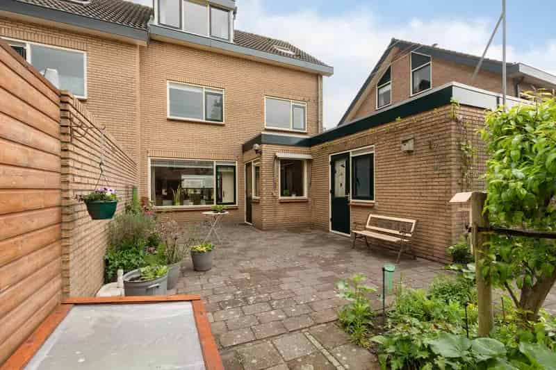 Tweekapper 6 slaapkamers Nijkerkerveen