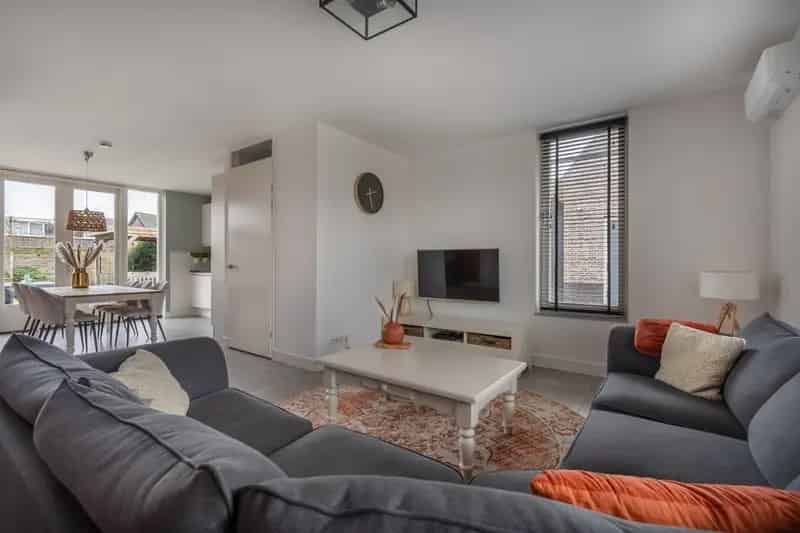 Huis te koop Gemonde: Luxe gezinswoning met 3 slaapkamers en riante tuin