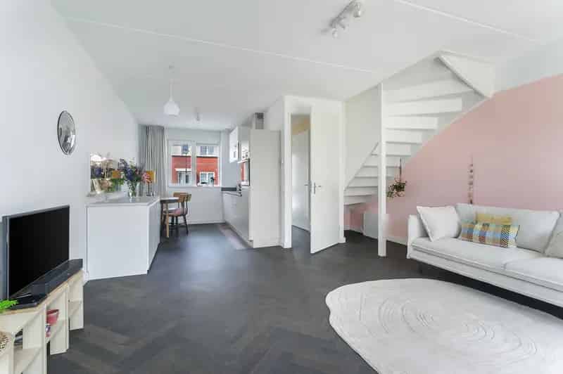 Moderne Tussenwoning Amsterdam Switi 3 Slaapkamers Tiny Office