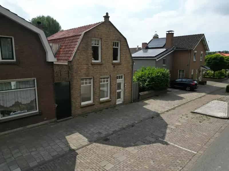 Jaren 20 woning Sluis Centrum 655m2 tuin
