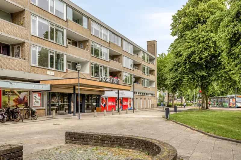 Ruim 4 Kamer Appartement Breda Nabij Winkels Scholen