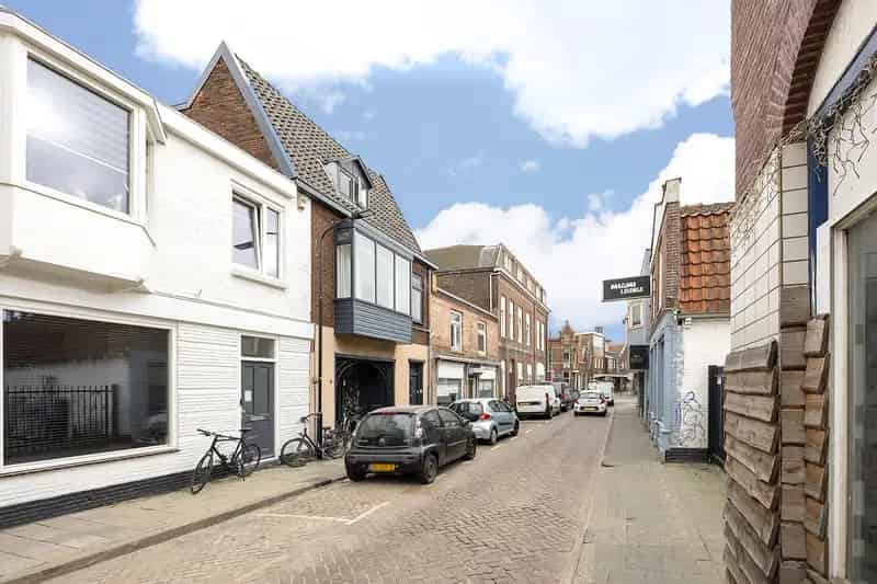 Huis te koop Beverwijk Kloosterstraat: Wonen en werken gecombineerd