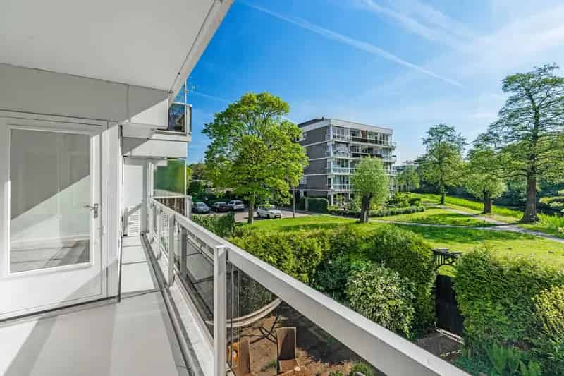 2 Kamer Appartement te Koop Duivendrecht Gerenoveerd 63m2 Balkon