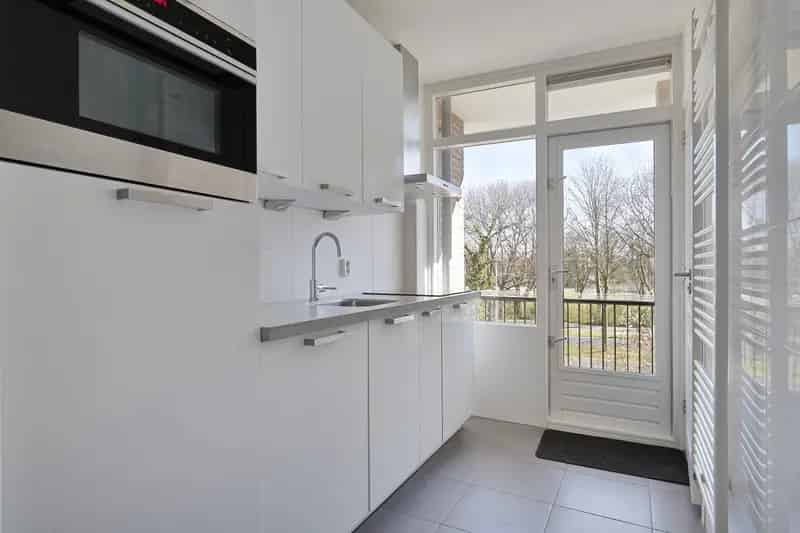 Ruim appartement Leiden 2 slaapkamers balkon