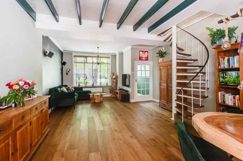 Huis te koop Hilversum 3 slaapkamers moderne keuken tuin