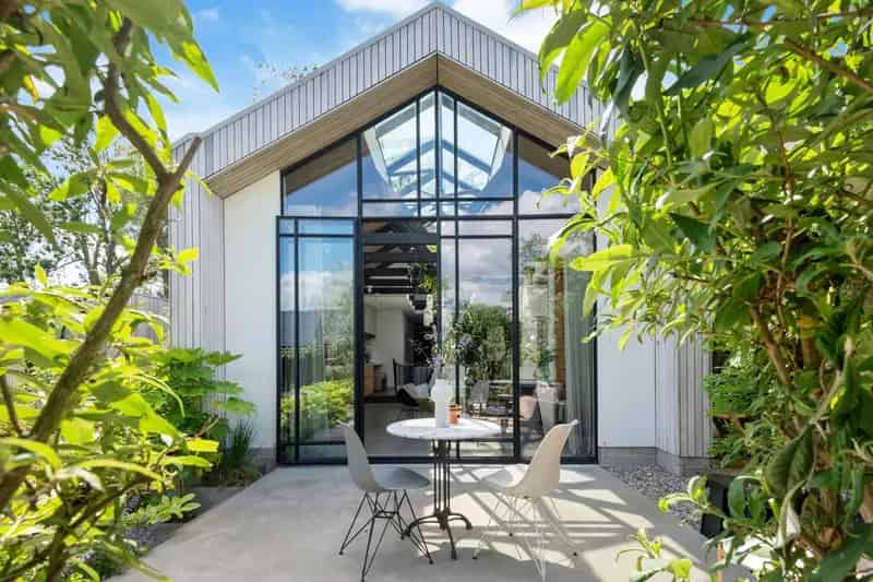 Moderne Vrijstaande woning  bij Amsterdam met Gastenverblijf