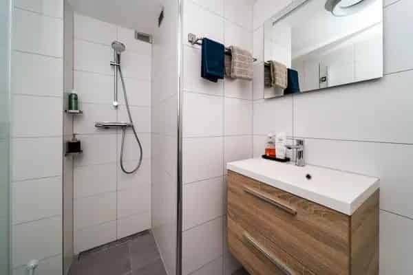 Rotterdam 2-Kamer Appartement te Koop  Gerenoveerd 2018