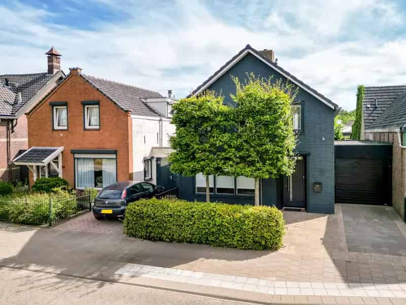 Huis te koop: Molenstraat 71 4851 SE Ulvenhout (Gem. Breda) | Funda