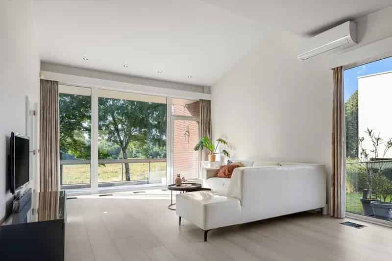 Vrijstaande Semibungalow Landgraaf Nabij Rimburg