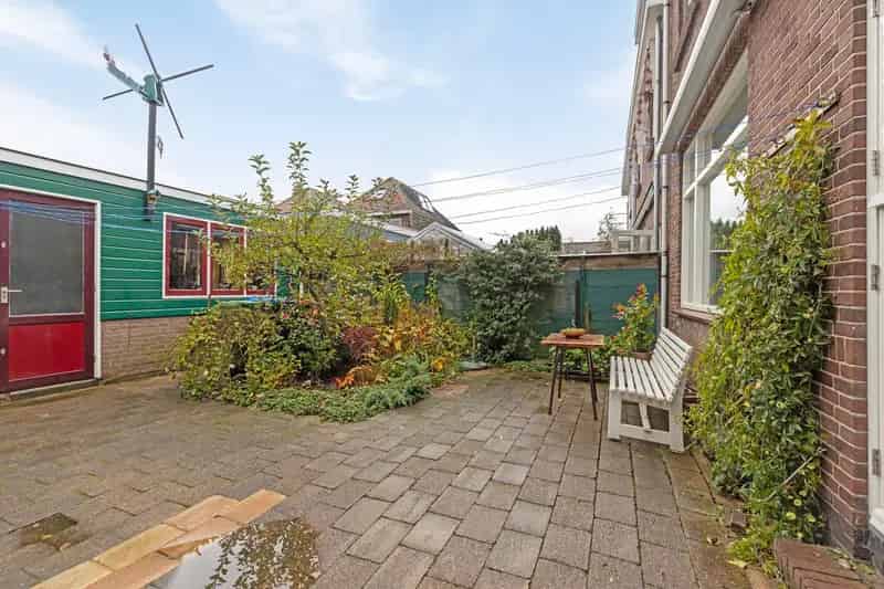 Huis te koop Julianastraat: Sfeervolle jaren 30 woning met 3 slaapkamers