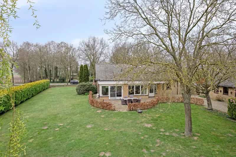 Huis te koop: Weerscheut 12-A 5381 GV Vinkel (Gem. Den Bosch) 