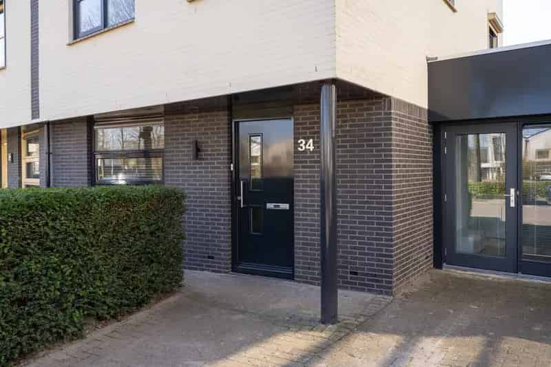 Ruime Tweekapper met Studio in Tilburg Reeshof