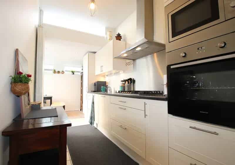 Gemeubileerde Tussenwoning Haarlem nabij Station 3 slaapkamers