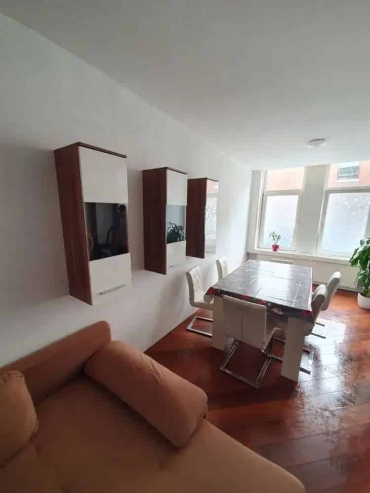 3-Kamer Tussenwoning Schiedam Zuid 83m2 Gemeubileerd