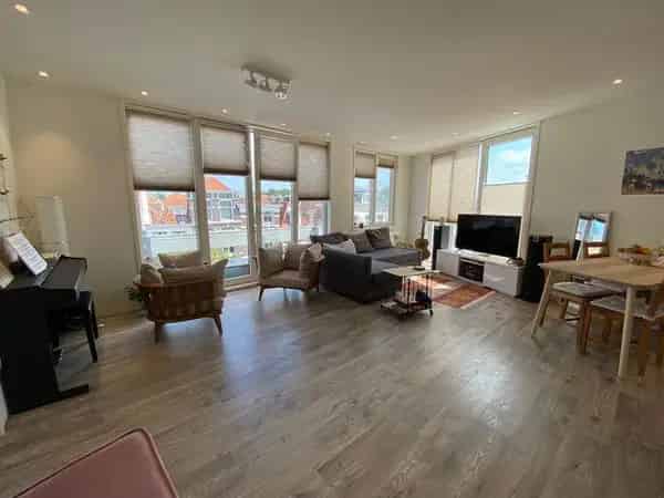 Luxe Appartement Leiden Centrum 60m2 Parkeerplaats Balkon